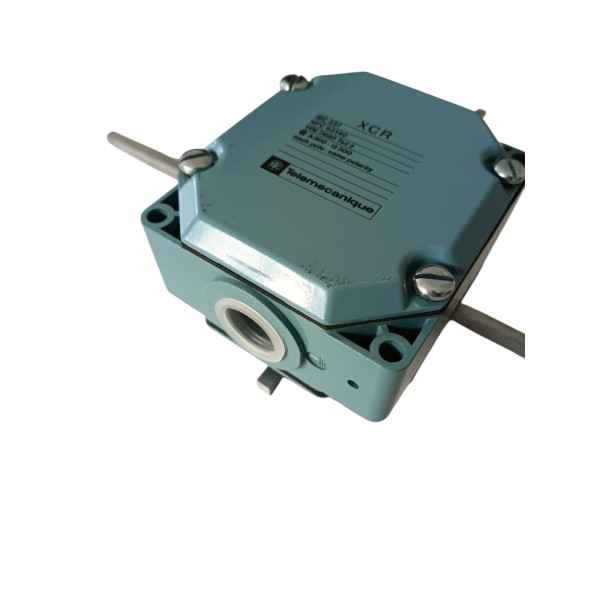 Interrupteur de fin de course Telemecanique XCRF17 pour mouvements de levage à 90° dans chaque direction (sans contact).